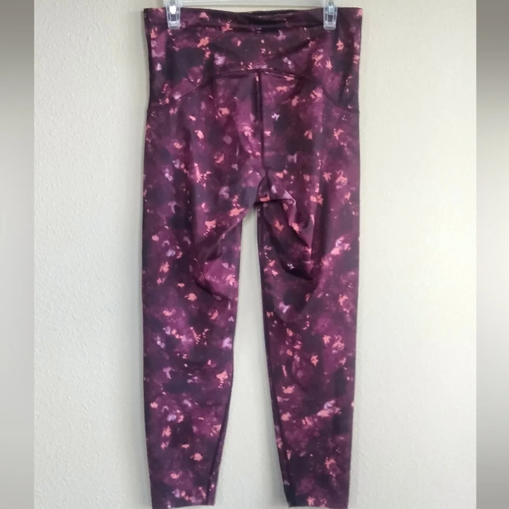 Spanx Size Large Purple and Pink Patterned Leggings